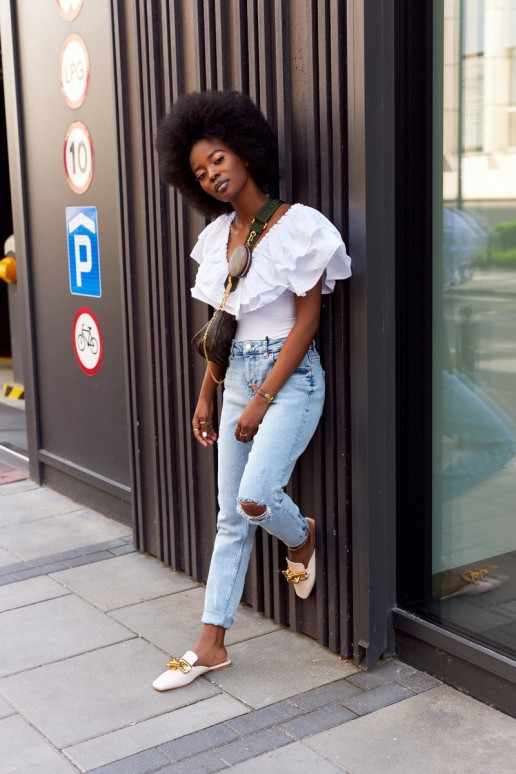 Call On Me sandalen met ketting in beige Call On Me sandalen met ketting in beige