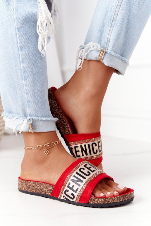 Chaussons aux yeux pétillants de couleur rouge Be Nice