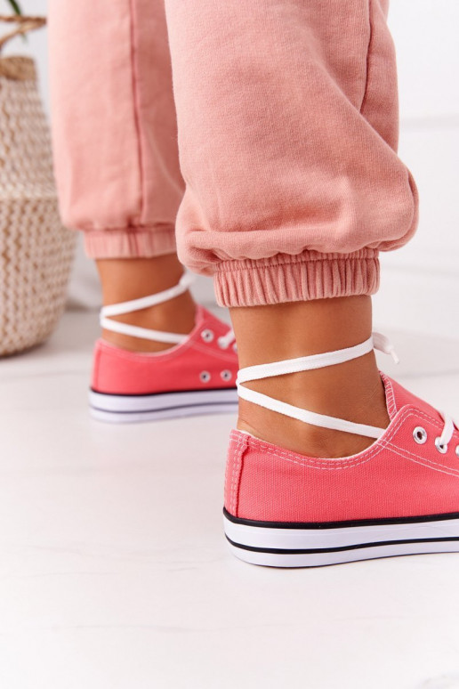 Chaussures décontractées modèle classique de couleur corail