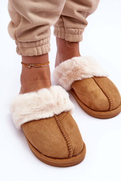 Chaussons avec fourrure de couleur marron Pinky