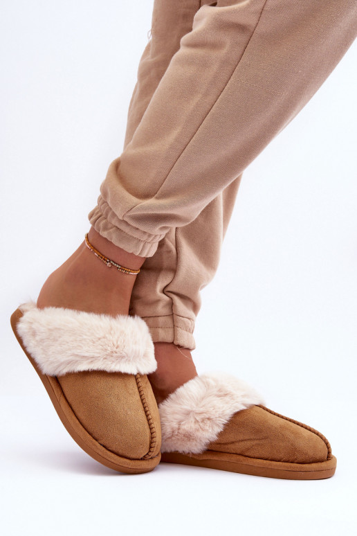 Chaussons avec fourrure de couleur marron Pinky