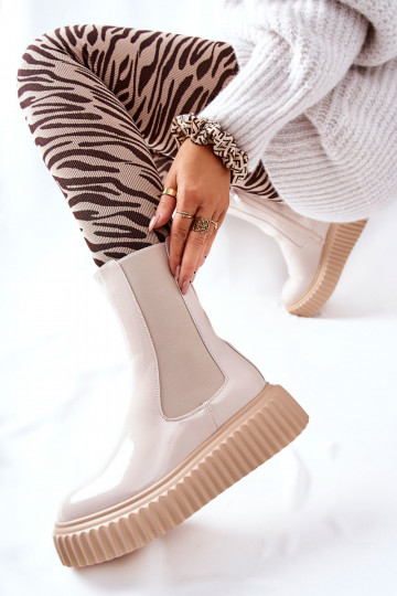 avec effet laqué Bottines avec plateforme de couleur beige Sereia