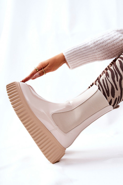 avec effet laqué Bottines avec plateforme de couleur beige Sereia avec effet laqué Bottines avec plateforme de couleur beige Sereia