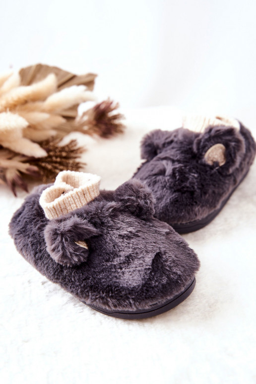 Verwarmde pantoffels met aantreksluiting in de grijze kleur Dessi Verwarmde pantoffels met aantreksluiting in de grijze kleur Dessi