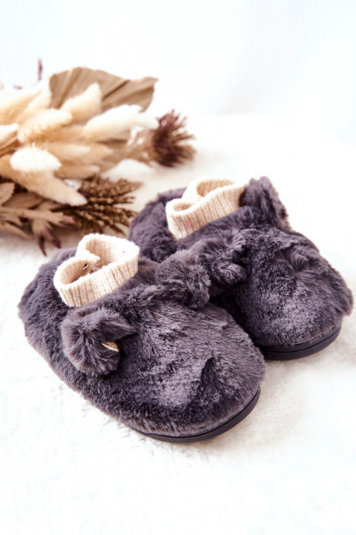 Beheizte Hausschuhe mit Überziehverschluss in der grauen Farbe Dessi