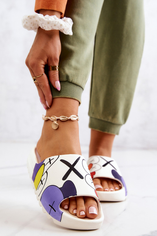 Mit Naiem-Monstern Mit Naiem-Monstern