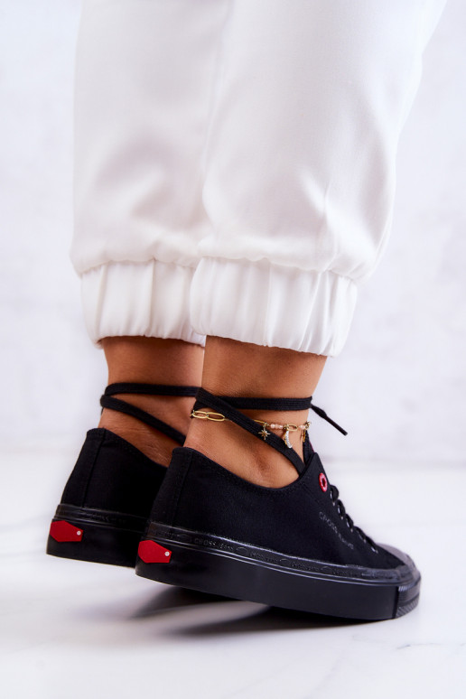 Klassiek model vrijetijdsschoenen Cross Jeans JJ2R4019C zwarte kleur Klassiek model vrijetijdsschoenen Cross Jeans JJ2R4019C zwarte kleur