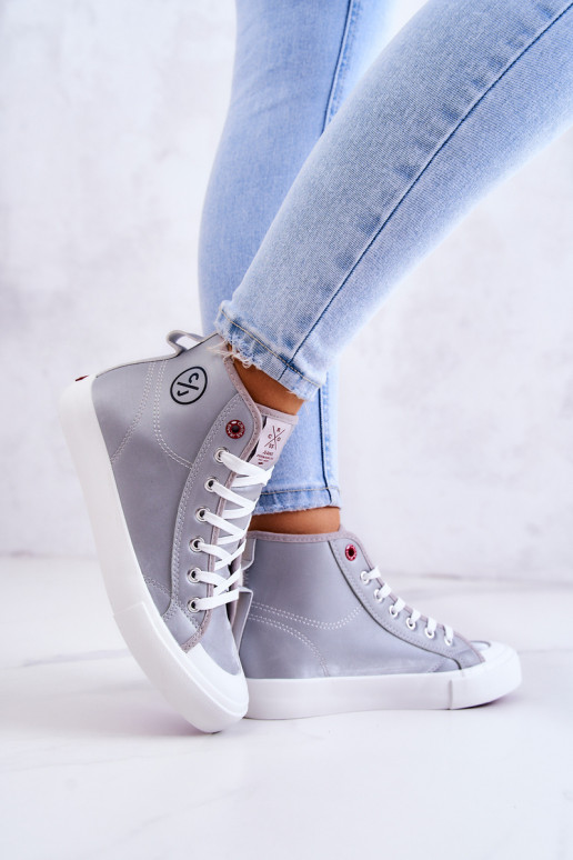 Vrijetijdsschoenen met zool Cross Jeans JJ2R4057C grijze kleur Vrijetijdsschoenen met zool Cross Jeans JJ2R4057C grijze kleur