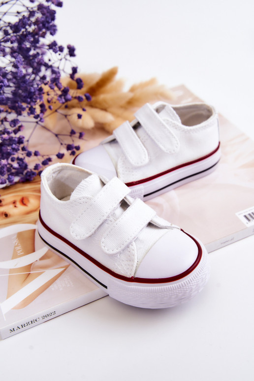 Kinder-Freizeitschuhe mit Klebeverschlüssen in weißem Bernie