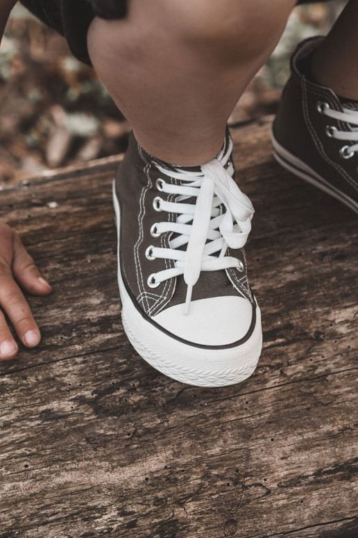 Kinder-Freizeitschuhe mit Sohle in der Farbe Khaki von Filemon