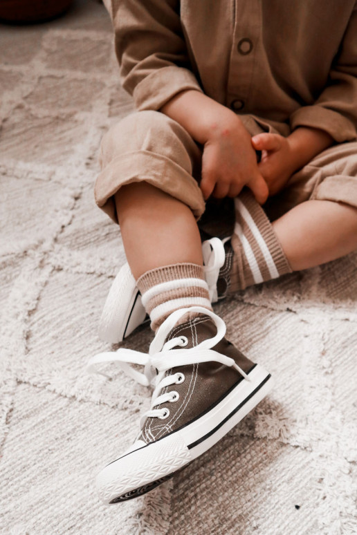 Chaussures de loisirs pour enfants à semelles de couleur kaki Filemon