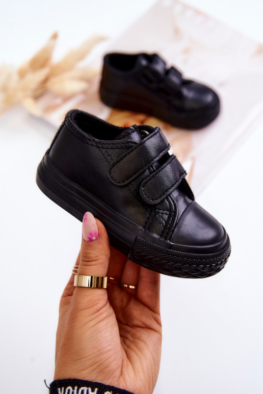 Kinder-Sneaker, Freizeitschuhe mit Klebeverschlüssen in der Farbe Schwarz von Foster