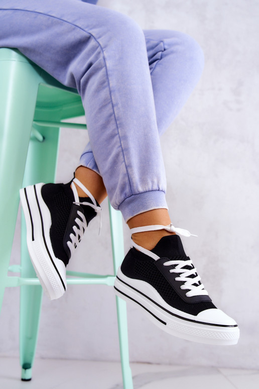 Baskets à semelle type chaussette de couleur noire Soren Baskets à semelle type chaussette de couleur noire Soren