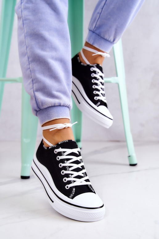 avec lanières Chaussures de sport couleur noire Menifee avec lanières Chaussures de sport couleur noire Menifee