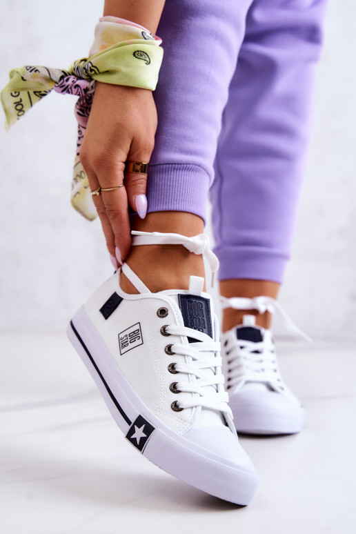 Chaussures plates modèle classique Big Star JJ274255 couleur blanc Chaussures plates modèle classique Big Star JJ274255 couleur blanc