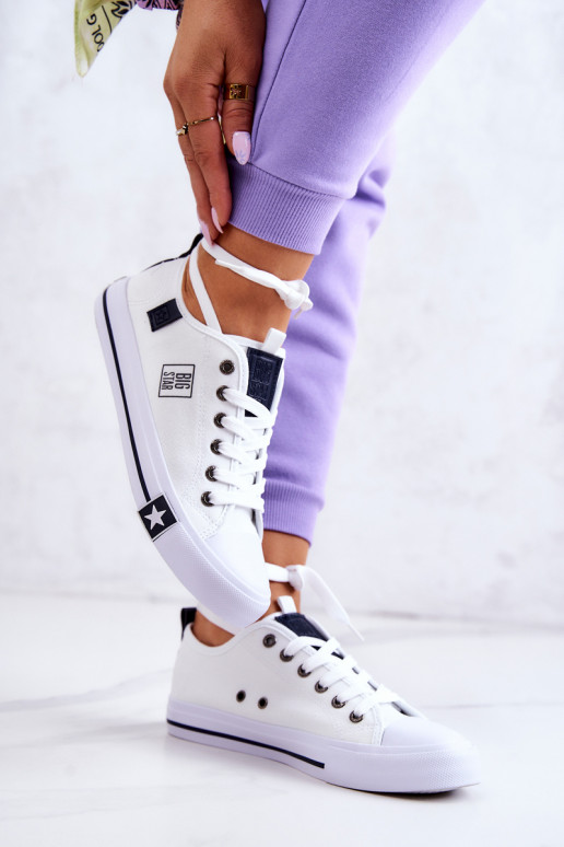 Chaussures plates modèle classique Big Star JJ274255 couleur blanc Chaussures plates modèle classique Big Star JJ274255 couleur blanc