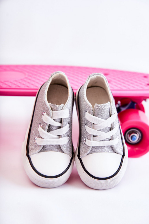 Chaussures décontractées pour enfants à lanières de couleur argent Wella Chaussures décontractées pour enfants à lanières de couleur argent Wella
