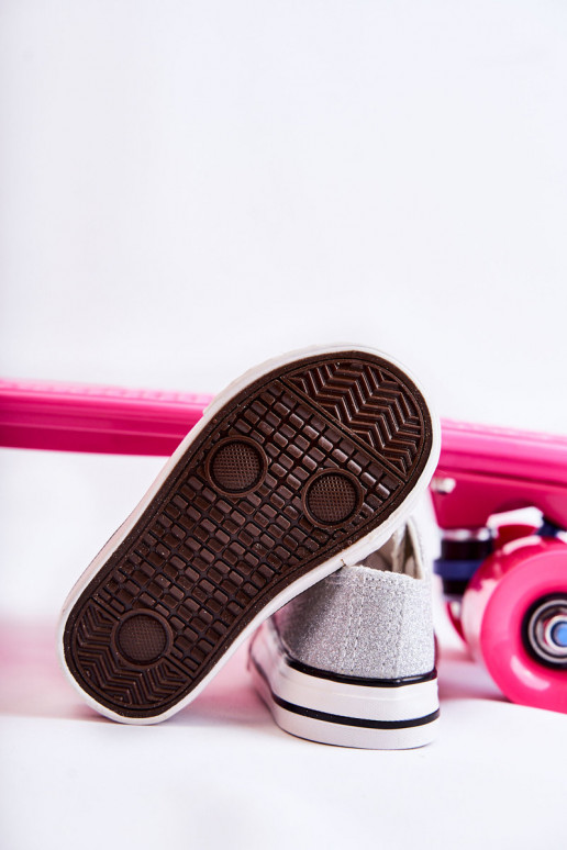 Chaussures décontractées pour enfants à lanières de couleur argent Wella Chaussures décontractées pour enfants à lanières de couleur argent Wella