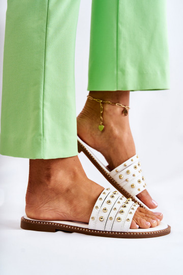 Leren pantoffels met ornamenten in witte kleur Brien