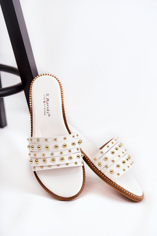 Leren pantoffels met ornamenten in witte kleur Brien Leren pantoffels met ornamenten in witte kleur Brien