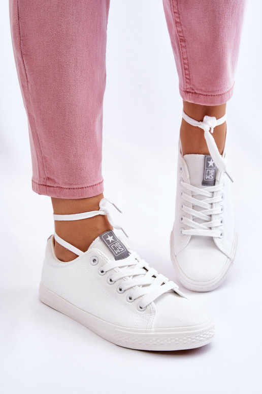 Chaussures décontractées de modèle classique de couleur blanche Eleya