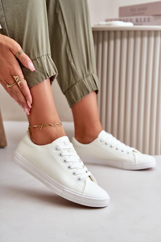 mit Riemen Klassisches Modell Freizeitschuhe in weißer Farbe Misima mit Riemen Klassisches Modell Freizeitschuhe in weißer Farbe Misima