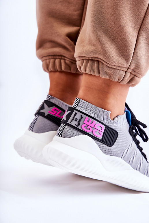 Klayra schoenen van het sneakermodel in grijze kleur