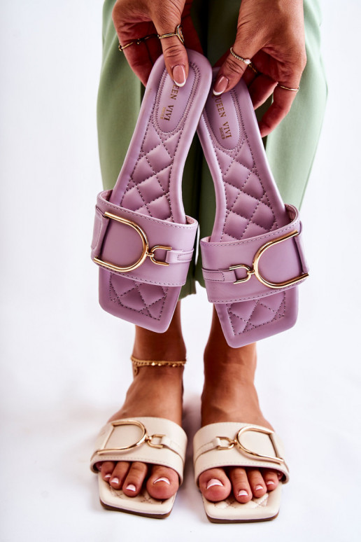 Klassisches Modell Hausschuhe mit Ornamenten lila Farbe Shilla