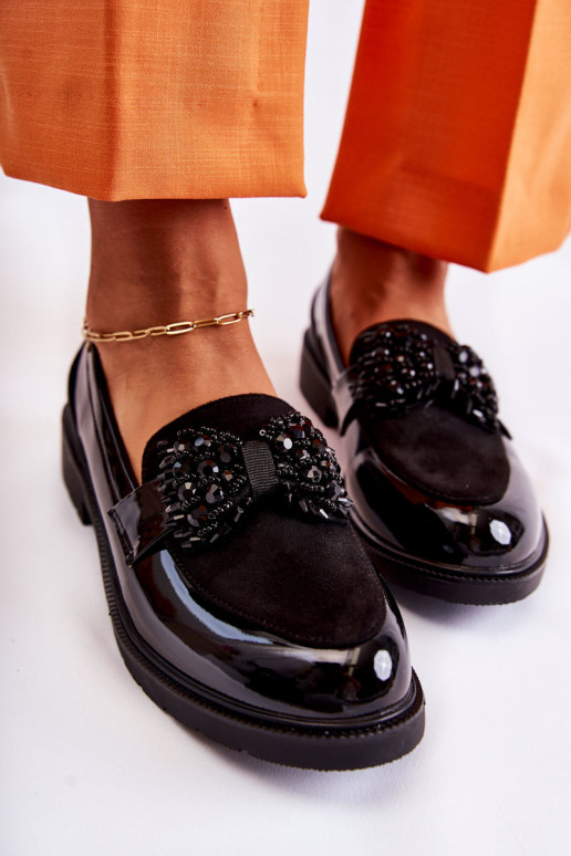 chaussures en cuir verni avec rubans noires Laurent chaussures en cuir verni avec rubans noires Laurent