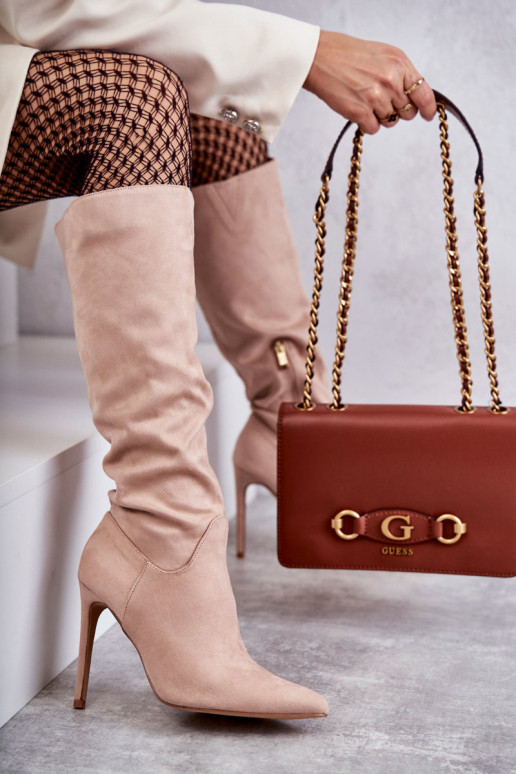 Ameya klassisches Modell, lange Wildlederstiefel mit dünnem Absatz in Beige Ameya klassisches Modell, lange Wildlederstiefel mit dünnem Absatz in Beige