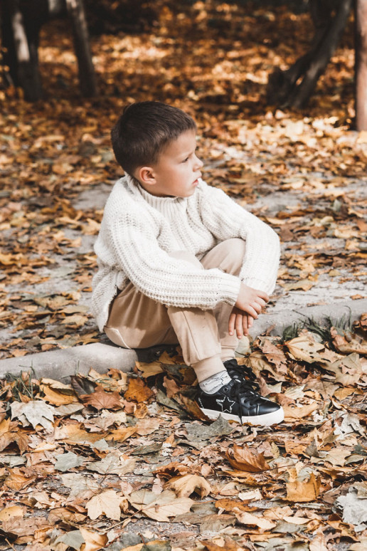 Chaussures de sport pour enfants à lacets Big Star KK374223 couleur noir Chaussures de sport pour enfants à lacets Big Star KK374223 couleur noir