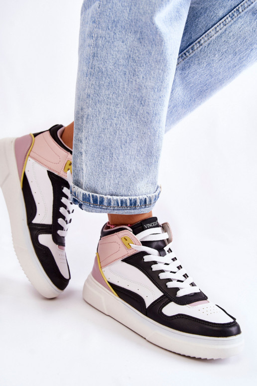 Sportschuhe in verschiedenen Farben in Silje Sportschuhe in verschiedenen Farben in Silje