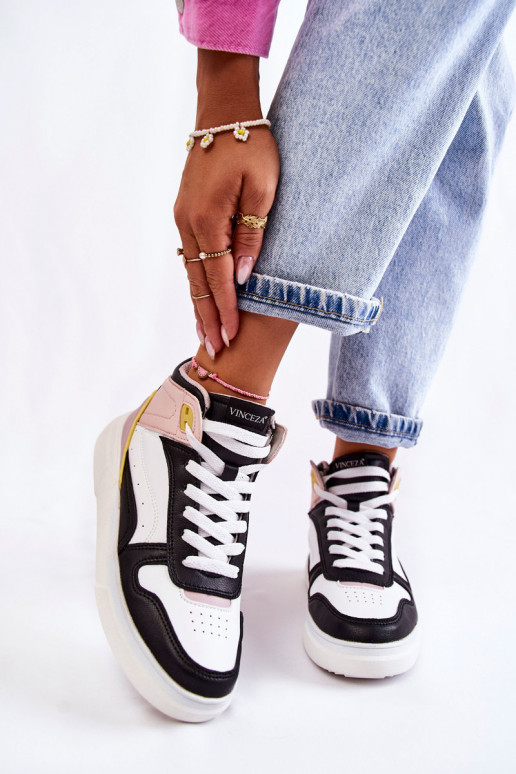 Sportschuhe in verschiedenen Farben in Silje Sportschuhe in verschiedenen Farben in Silje