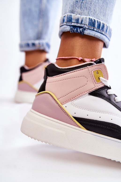 chaussures de sport de différentes couleurs à Silje chaussures de sport de différentes couleurs à Silje