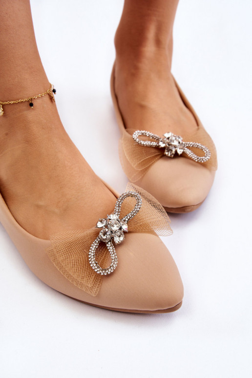 Ballerinas mit spitzen Nasen beige Leuchtend Ballerinas mit spitzen Nasen beige Leuchtend