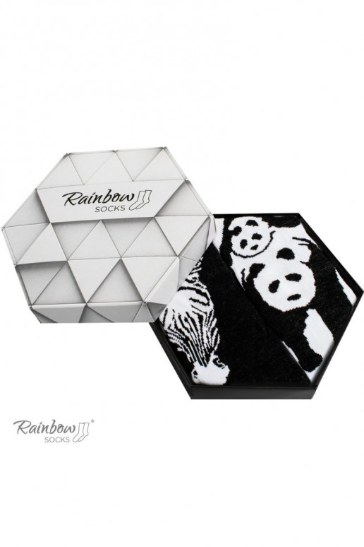 Gekleurde sokken in een doosje Zwart en wit 2 paar Gekleurde sokken in een doosje Zwart en wit 2 paar