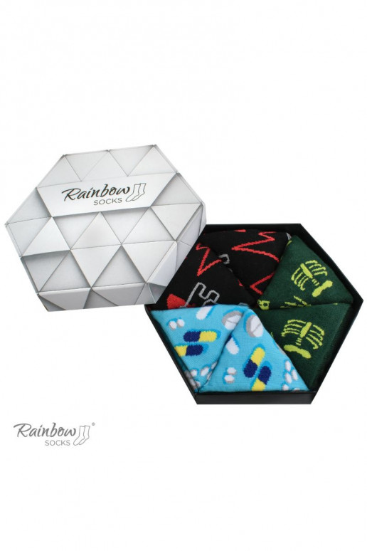 3 paar gekleurde sokken in een doos 3 paar gekleurde sokken in een doos