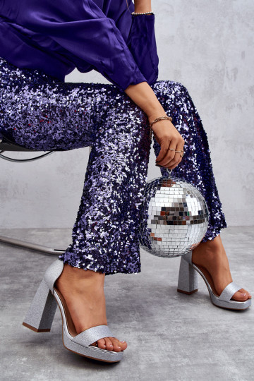 Glinsterende sandalen met brede hak in zilver Calmi 2