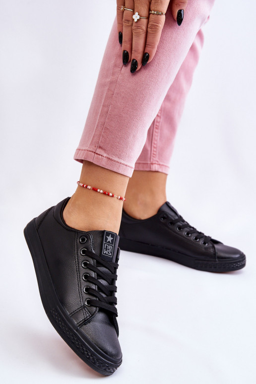 avec des brides Chaussures décontractées modèle classique de couleur noire Misima