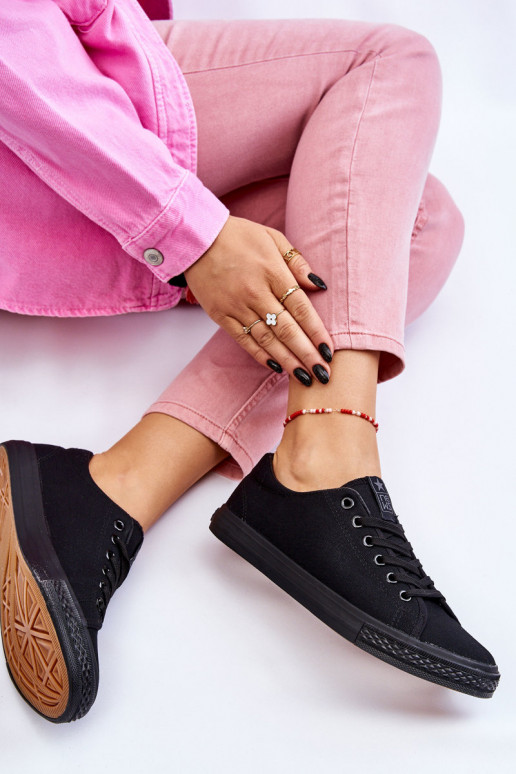 mit Riemen Klassisches Modell Freizeitschuhe in der Farbe Schwarz Eleya