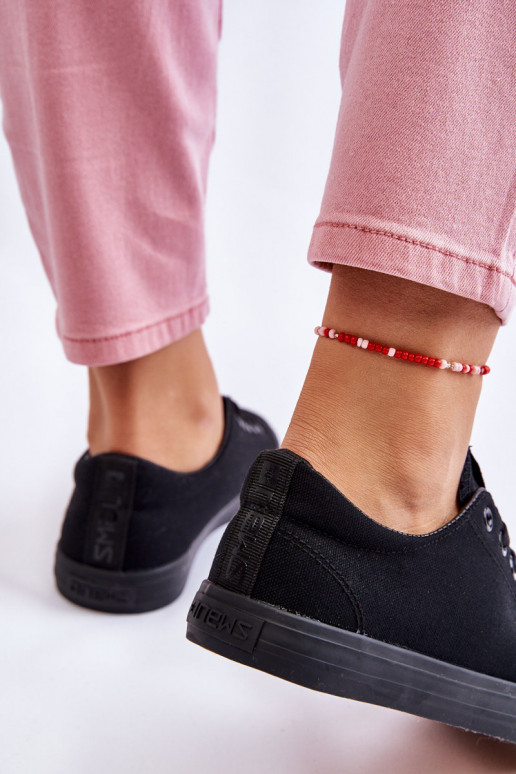 mit Riemen Klassisches Modell Freizeitschuhe in der Farbe Schwarz Eleya