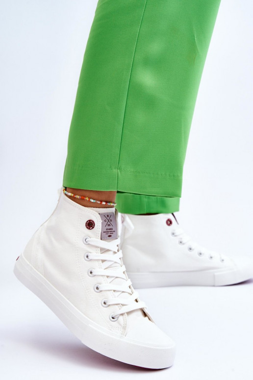 Cross Jeans LL2R4086C chaussures décontractées de couleur blanche avec un modèle classique Cross Jeans LL2R4086C chaussures décontractées de couleur blanche avec un modèle classique