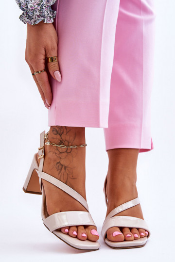 Sandale Carrie beige effet cuir verni