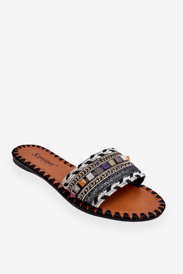 Chaussons décorés de couleur noire Bellisa