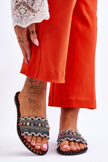 Gedecoreerde pantoffels in de kleur zwart Bellisa 2