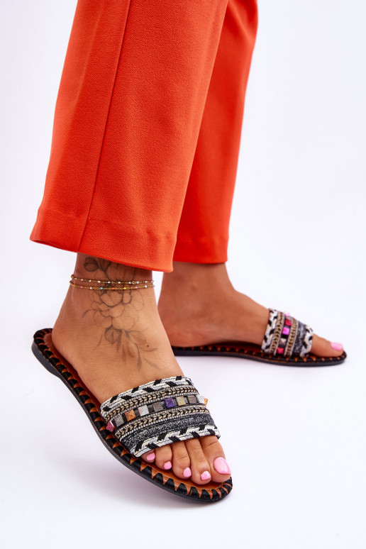 Gedecoreerde pantoffels in de kleur zwart Bellisa Gedecoreerde pantoffels in de kleur zwart Bellisa