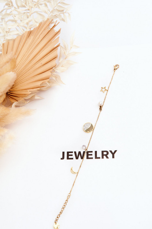 Le bracelet est en or Le bracelet est en or