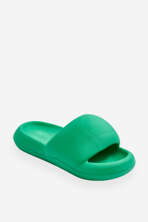 Chaussons légers à semelle plaquée or en vert Milton