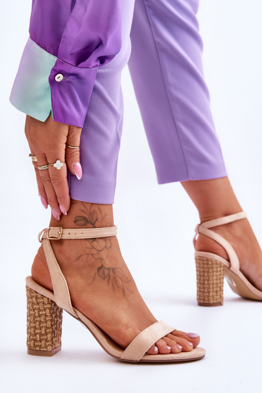 Sandales en daim beige Selila