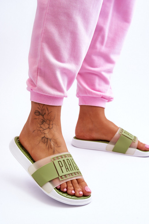 Chaussons style sport couleur verte Sunrise Chaussons style sport couleur verte Sunrise